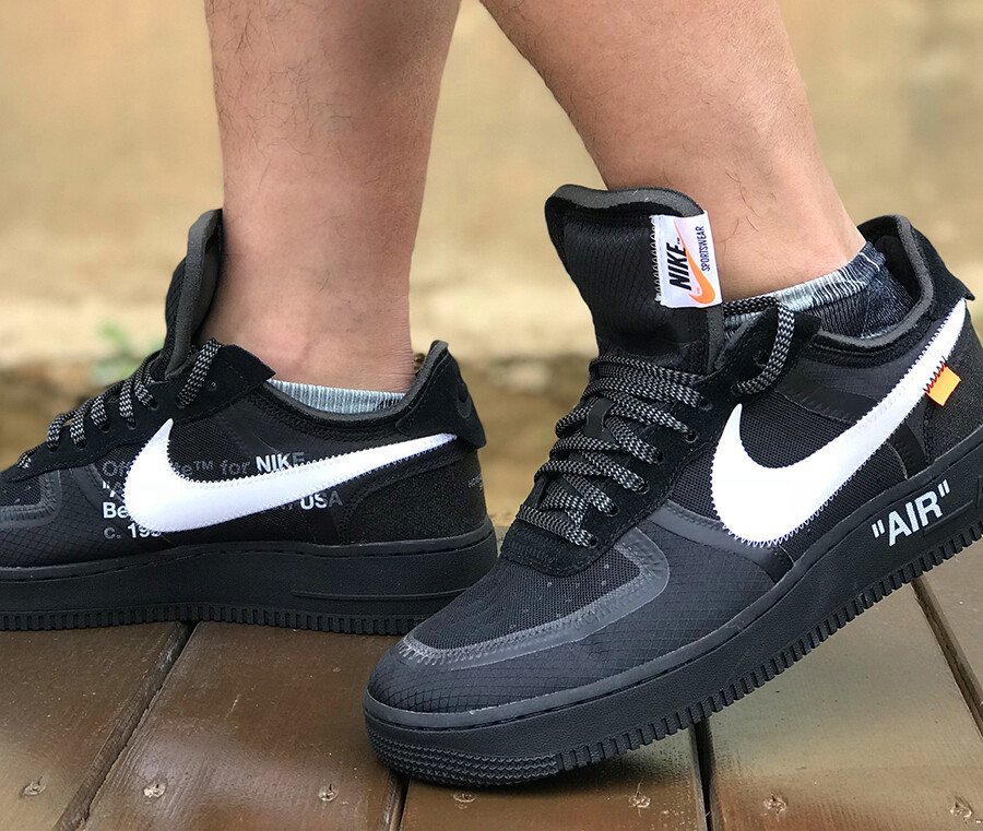 white air force 1 low on feet