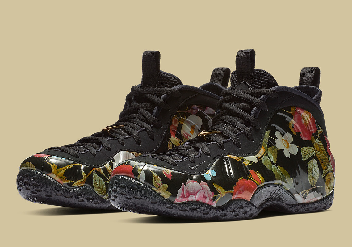 nike foamposite one rose